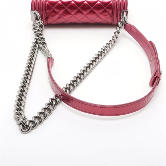 Chanel Small Patent Boy Bag - Picture 5 of 9